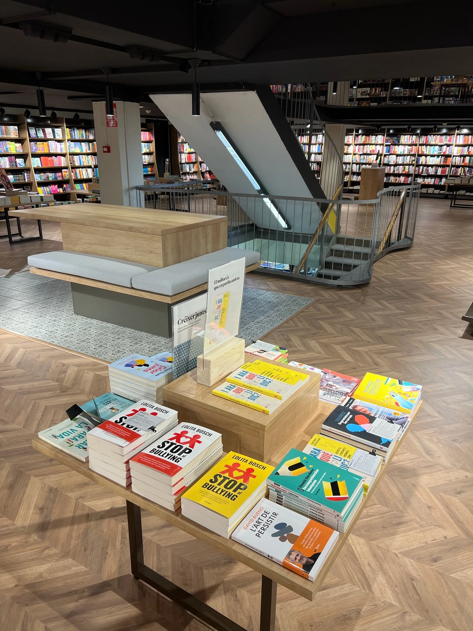 Detalle encuentros y acabado Abacus